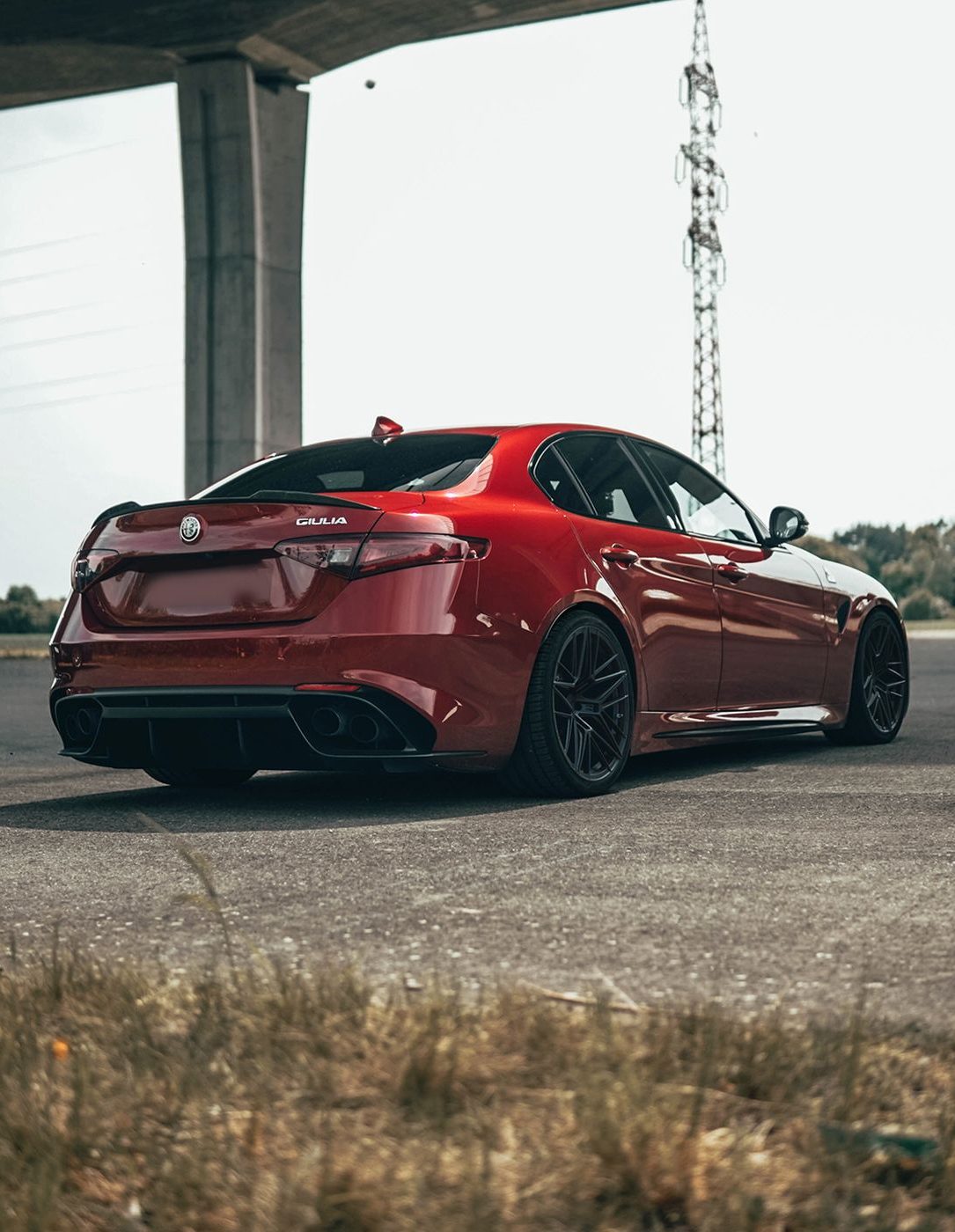 Alfa-Romeo-Giulia-Quadrofoglio-Bola-FP1-aspect-ratio-372-480
