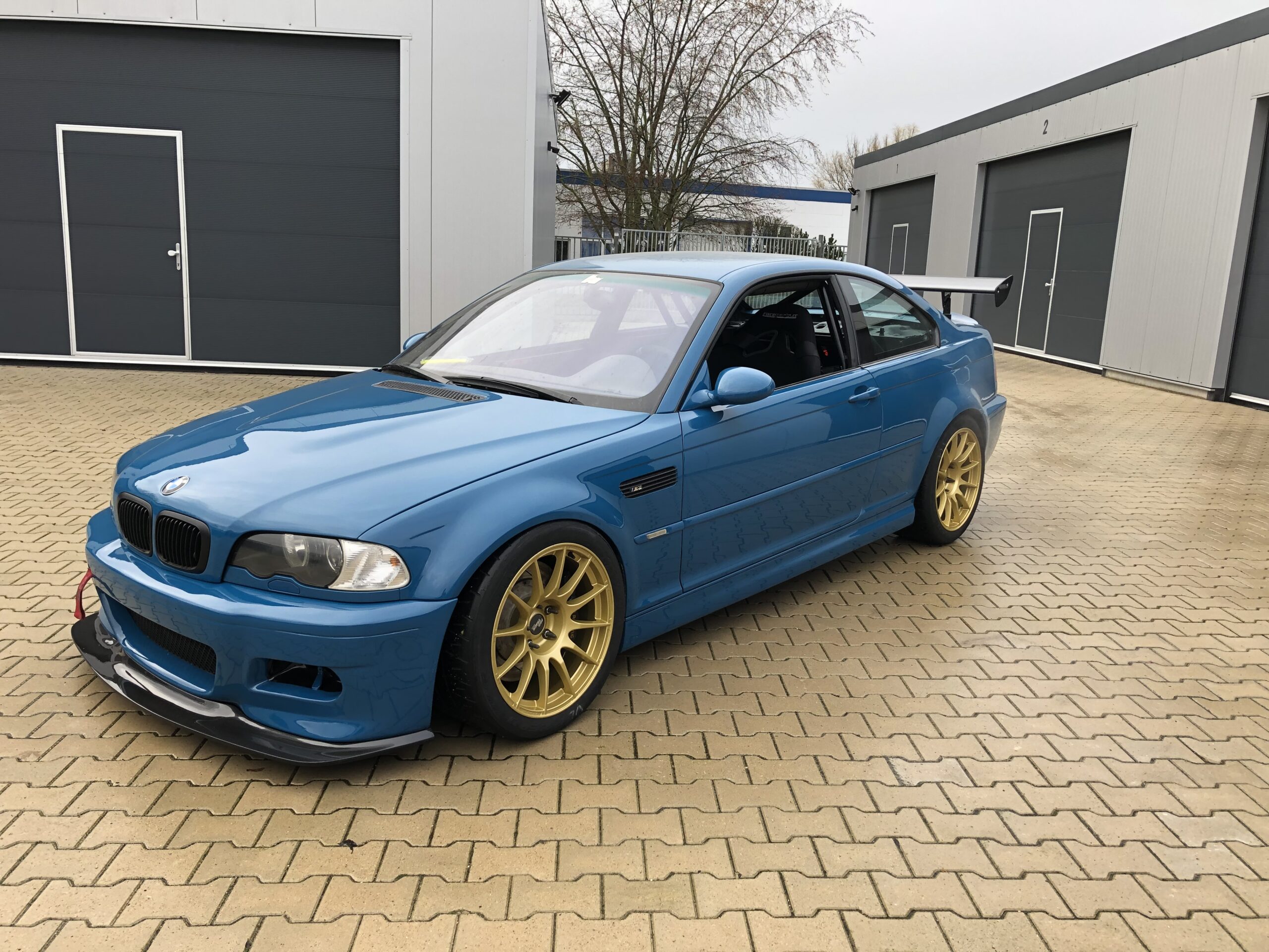 e46